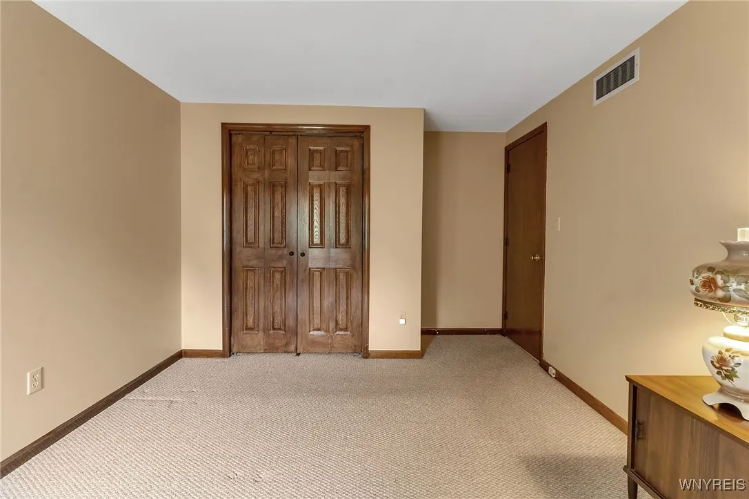 6182 Townline Road, Wheatfield, New York 14094, Wheatfield, New York 14094, 3 Bedrooms Bedrooms, 9 Rooms Rooms,2 BathroomsBathrooms,Residential,Closed,6182 Townline Road, Wheatfield, New York 14094,0,B1614633
