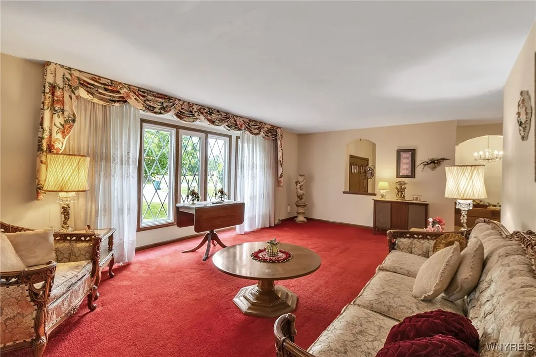 6182 Townline Road, Wheatfield, New York 14094, Wheatfield, New York 14094, 3 Bedrooms Bedrooms, 9 Rooms Rooms,2 BathroomsBathrooms,Residential,Closed,6182 Townline Road, Wheatfield, New York 14094,0,B1614633