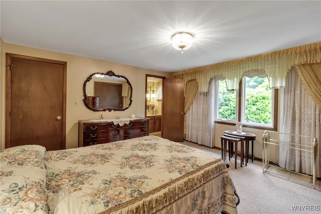 6182 Townline Road, Wheatfield, New York 14094, Wheatfield, New York 14094, 3 Bedrooms Bedrooms, 9 Rooms Rooms,2 BathroomsBathrooms,Residential,Closed,6182 Townline Road, Wheatfield, New York 14094,0,B1614633