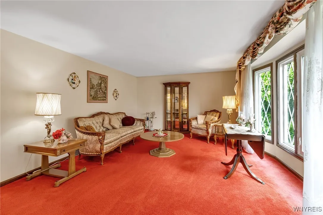 6182 Townline Road, Wheatfield, New York 14094, Wheatfield, New York 14094, 3 Bedrooms Bedrooms, 9 Rooms Rooms,2 BathroomsBathrooms,Residential,Closed,6182 Townline Road, Wheatfield, New York 14094,0,B1614633