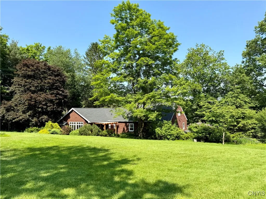 2717 West Lake Road, Cazenovia, New York 13035, Cazenovia, New York 13035, 4 Bedrooms Bedrooms, 10 Rooms Rooms,2 BathroomsBathrooms,Residential,Closed,2717 West Lake Road, Cazenovia, New York 13035,S1615880