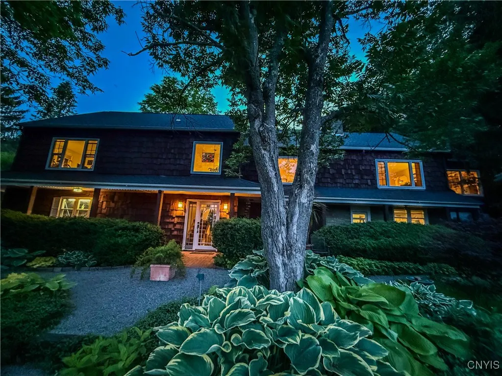 2717 West Lake Road, Cazenovia, New York 13035, Cazenovia, New York 13035, 4 Bedrooms Bedrooms, 10 Rooms Rooms,2 BathroomsBathrooms,Residential,Closed,2717 West Lake Road, Cazenovia, New York 13035,S1615880