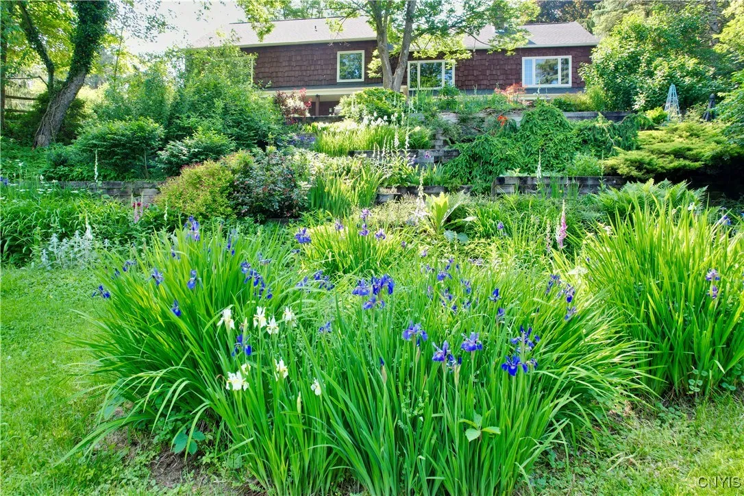 2717 West Lake Road, Cazenovia, New York 13035, Cazenovia, New York 13035, 4 Bedrooms Bedrooms, 10 Rooms Rooms,2 BathroomsBathrooms,Residential,Closed,2717 West Lake Road, Cazenovia, New York 13035,S1615880