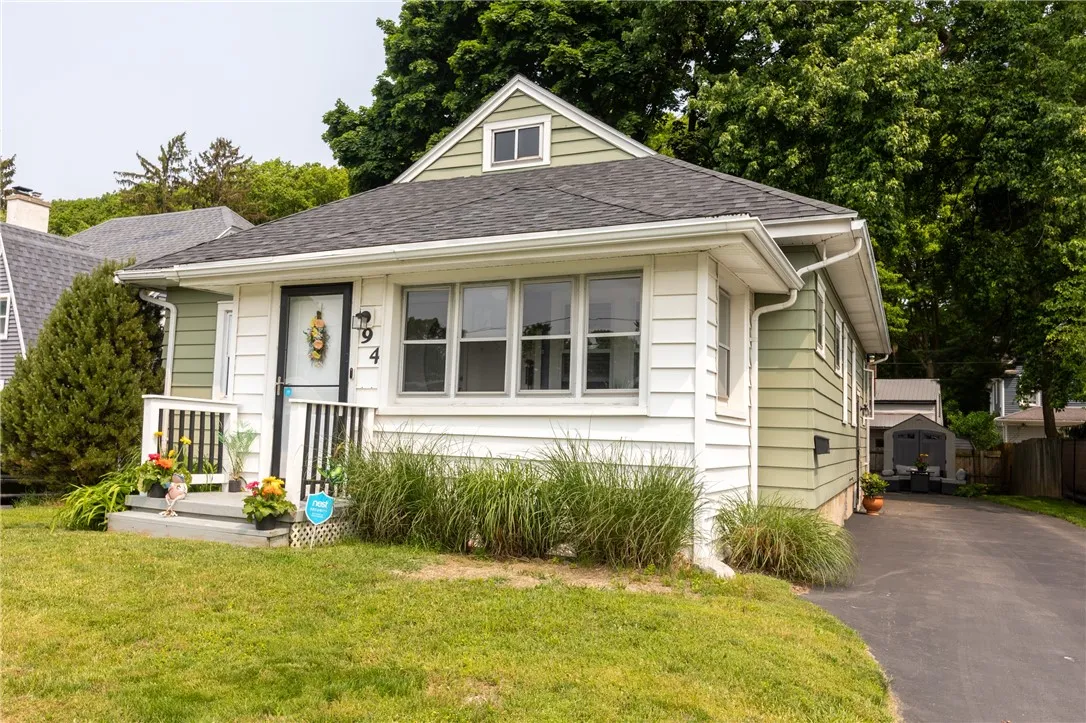 94 Birchwood Drive, Irondequoit, New York 14622, Irondequoit, New York 14622, 3 Bedrooms Bedrooms, 6 Rooms Rooms,1 BathroomBathrooms,Residential,Closed,94 Birchwood Drive, Irondequoit, New York 14622,0,R1611089