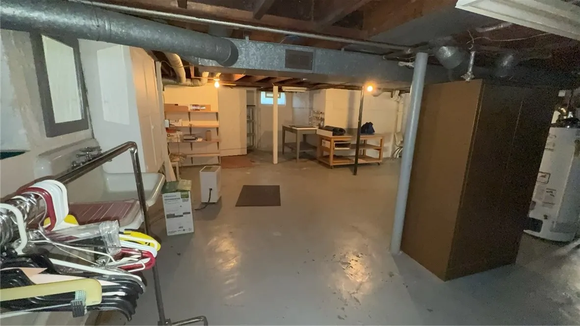 100 Bakerdale Road, Greece, New York 14616, Greece, New York 14616, 4 Bedrooms Bedrooms, 7 Rooms Rooms,1 BathroomBathrooms,Residential,Closed,100 Bakerdale Road, Greece, New York 14616,R1615824