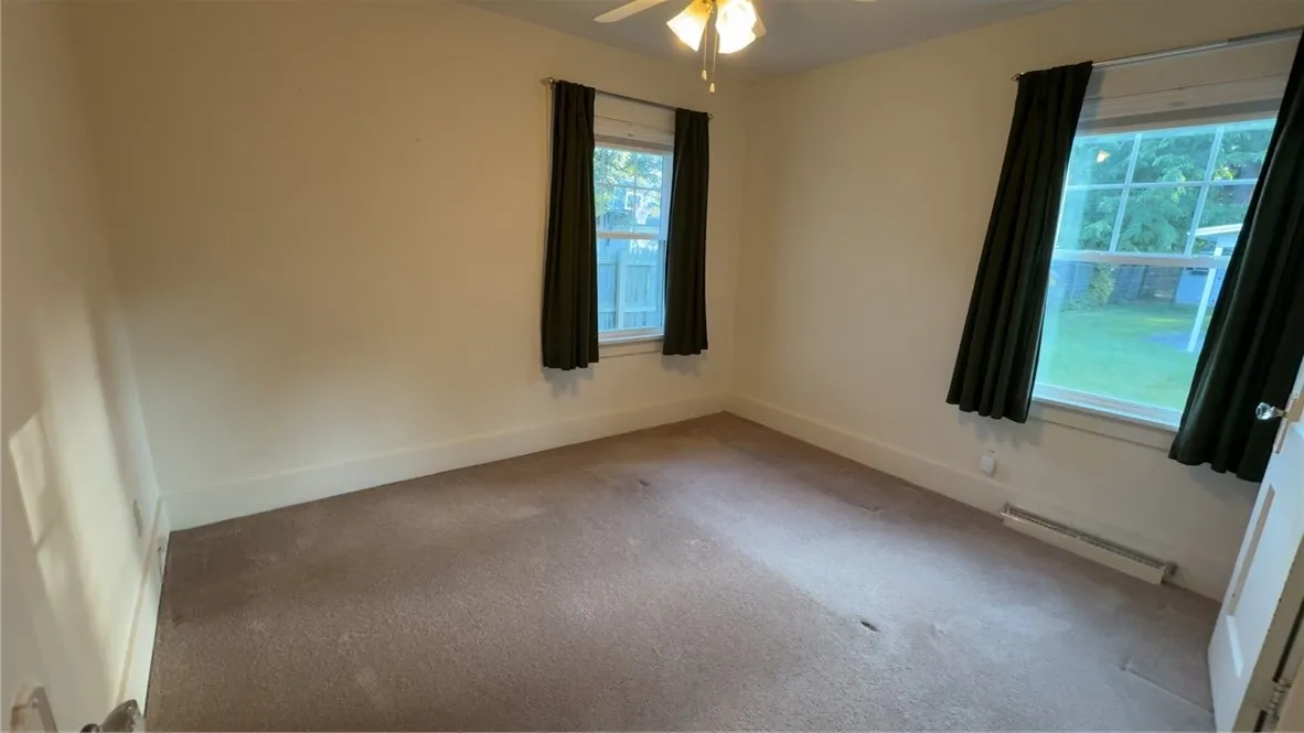100 Bakerdale Road, Greece, New York 14616, Greece, New York 14616, 4 Bedrooms Bedrooms, 7 Rooms Rooms,1 BathroomBathrooms,Residential,Closed,100 Bakerdale Road, Greece, New York 14616,R1615824