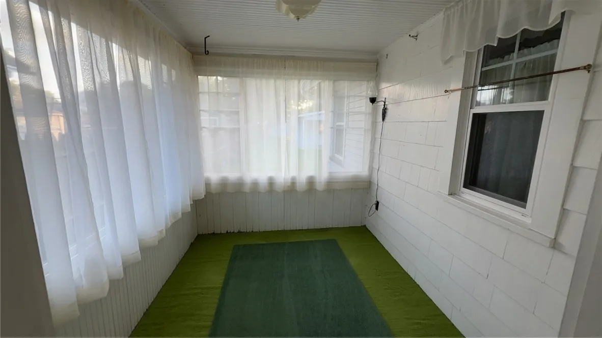 100 Bakerdale Road, Greece, New York 14616, Greece, New York 14616, 4 Bedrooms Bedrooms, 7 Rooms Rooms,1 BathroomBathrooms,Residential,Closed,100 Bakerdale Road, Greece, New York 14616,R1615824