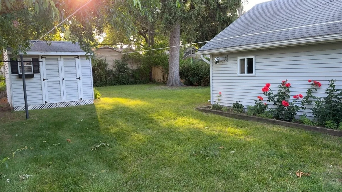 100 Bakerdale Road, Greece, New York 14616, Greece, New York 14616, 4 Bedrooms Bedrooms, 7 Rooms Rooms,1 BathroomBathrooms,Residential,Closed,100 Bakerdale Road, Greece, New York 14616,R1615824