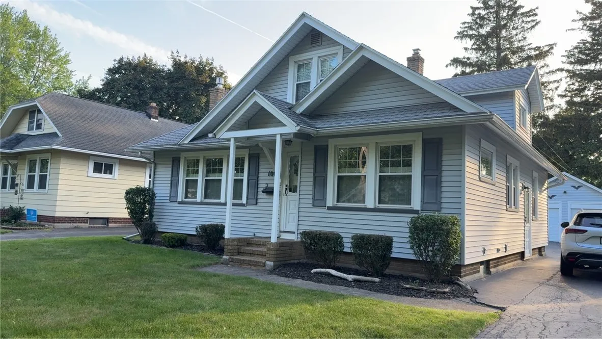 100 Bakerdale Road, Greece, New York 14616, Greece, New York 14616, 4 Bedrooms Bedrooms, 7 Rooms Rooms,1 BathroomBathrooms,Residential,Closed,100 Bakerdale Road, Greece, New York 14616,R1615824