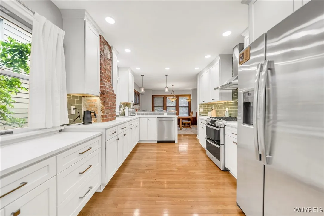 176 Mount Vernon Road, Amherst, New York 14226, Amherst, New York 14226, 5 Bedrooms Bedrooms, 11 Rooms Rooms,2 BathroomsBathrooms,Residential,Closed,176 Mount Vernon Road, Amherst, New York 14226,0,B1616020