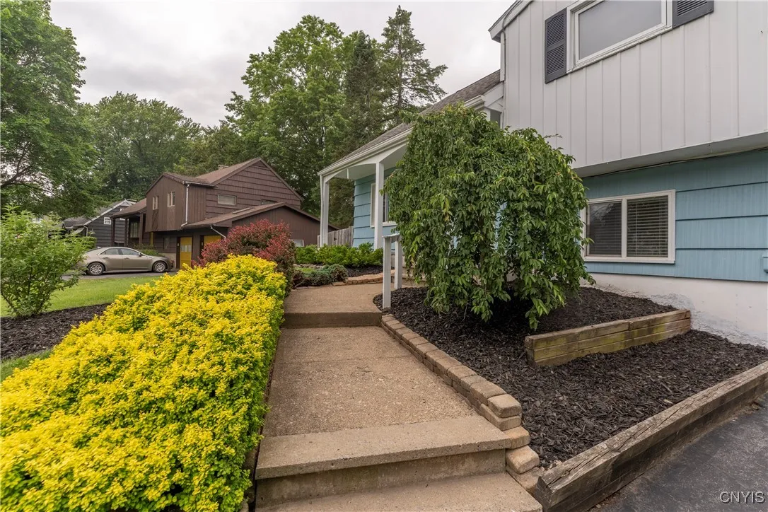 19 Cardinal Path, Clay, New York 13090, Clay, New York 13090, 4 Bedrooms Bedrooms, 9 Rooms Rooms,2 BathroomsBathrooms,Residential,Closed,19 Cardinal Path, Clay, New York 13090,S1615338