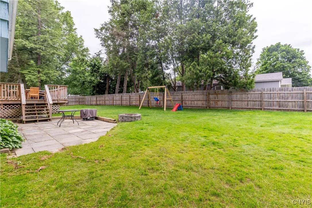 19 Cardinal Path, Clay, New York 13090, Clay, New York 13090, 4 Bedrooms Bedrooms, 9 Rooms Rooms,2 BathroomsBathrooms,Residential,Closed,19 Cardinal Path, Clay, New York 13090,S1615338