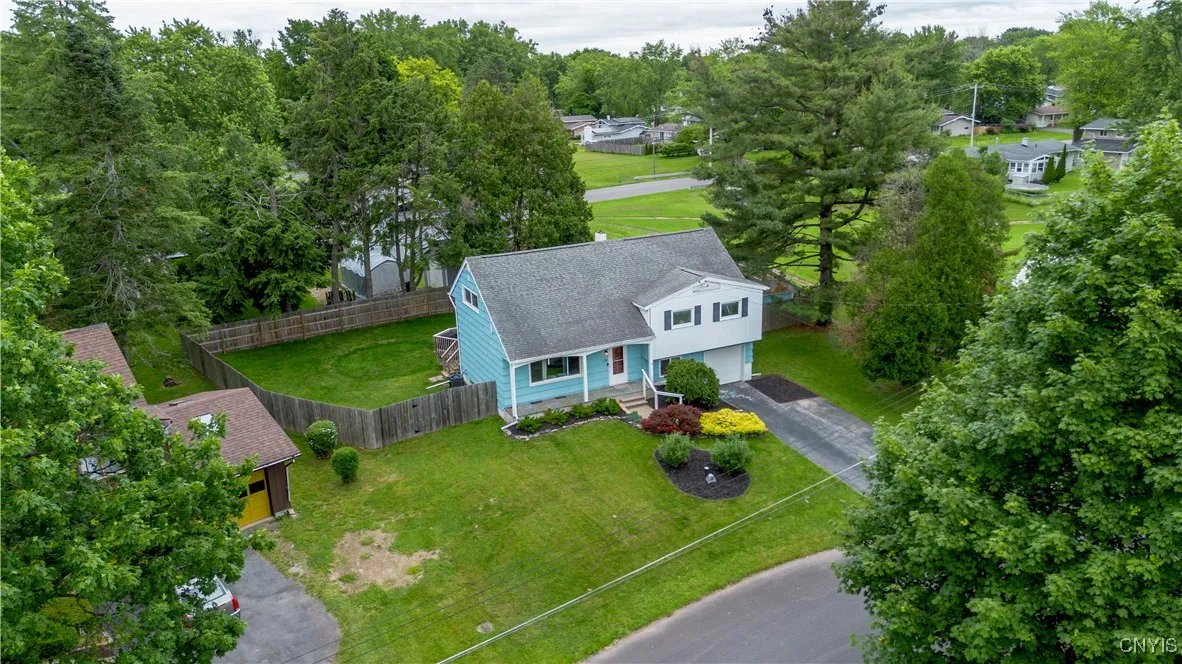 19 Cardinal Path, Clay, New York 13090, Clay, New York 13090, 4 Bedrooms Bedrooms, 9 Rooms Rooms,2 BathroomsBathrooms,Residential,Closed,19 Cardinal Path, Clay, New York 13090,S1615338