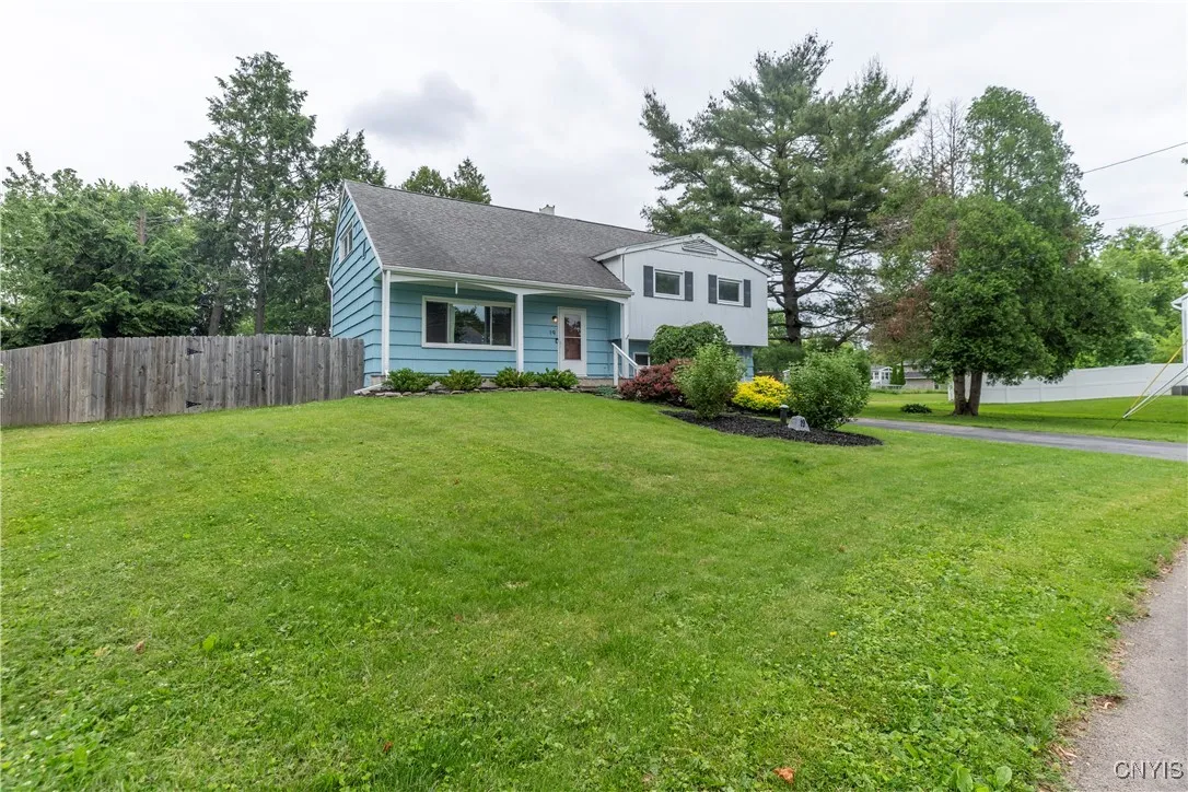 19 Cardinal Path, Clay, New York 13090, Clay, New York 13090, 4 Bedrooms Bedrooms, 9 Rooms Rooms,2 BathroomsBathrooms,Residential,Closed,19 Cardinal Path, Clay, New York 13090,S1615338