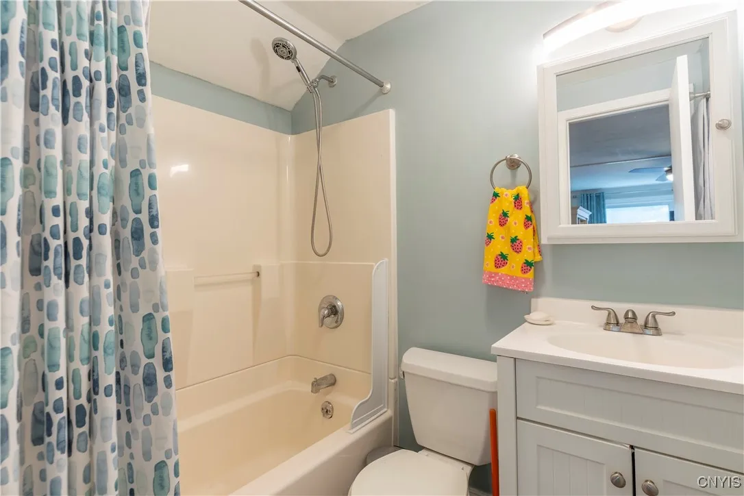 19 Cardinal Path, Clay, New York 13090, Clay, New York 13090, 4 Bedrooms Bedrooms, 9 Rooms Rooms,2 BathroomsBathrooms,Residential,Closed,19 Cardinal Path, Clay, New York 13090,S1615338