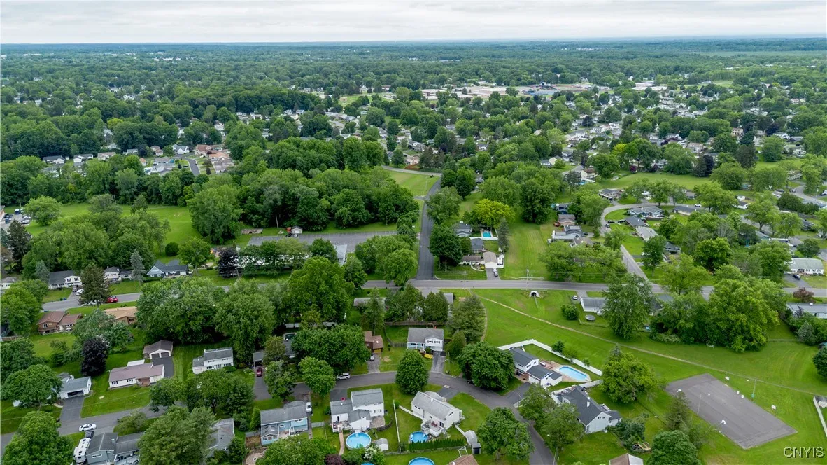 19 Cardinal Path, Clay, New York 13090, Clay, New York 13090, 4 Bedrooms Bedrooms, 9 Rooms Rooms,2 BathroomsBathrooms,Residential,Closed,19 Cardinal Path, Clay, New York 13090,S1615338