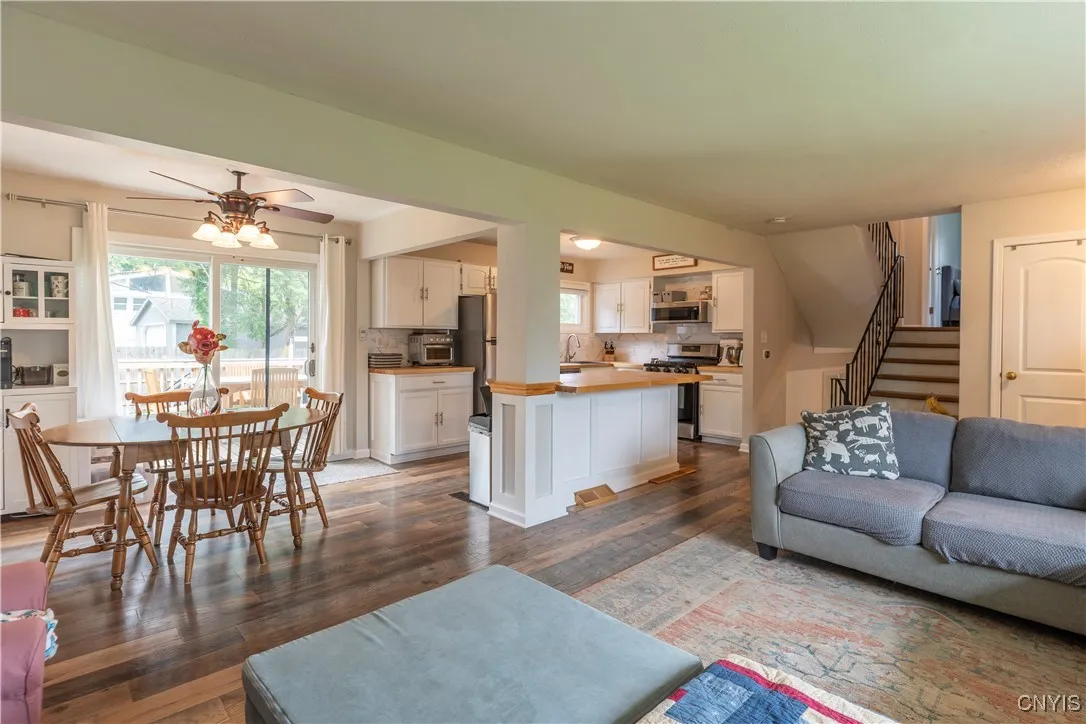 19 Cardinal Path, Clay, New York 13090, Clay, New York 13090, 4 Bedrooms Bedrooms, 9 Rooms Rooms,2 BathroomsBathrooms,Residential,Closed,19 Cardinal Path, Clay, New York 13090,S1615338