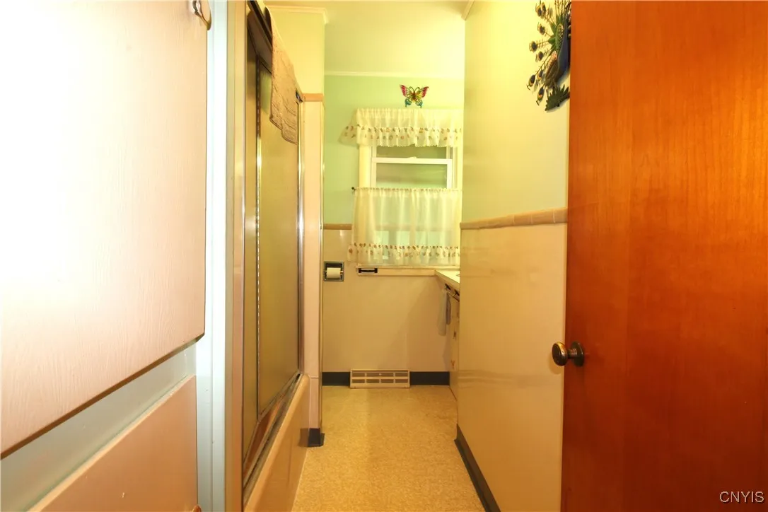 8767 Cazenovia Road, Pompey, New York 13138, Pompey, New York 13138, 3 Bedrooms Bedrooms, 8 Rooms Rooms,1 BathroomBathrooms,Residential,Closed,8767 Cazenovia Road, Pompey, New York 13138,0,S1615745