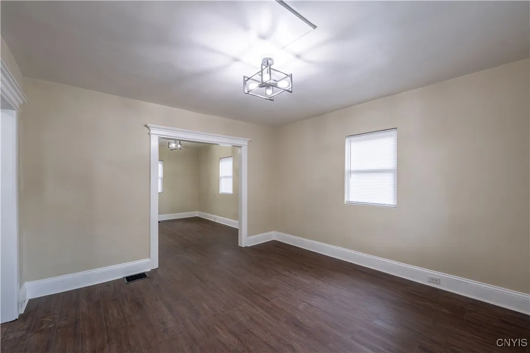 317 South Bellinger Street, Herkimer, New York 133, Herkimer, New York 13350, 3 Bedrooms Bedrooms, 8 Rooms Rooms,1 BathroomBathrooms,Residential,For Sale,317 South Bellinger Street, Herkimer, New York 133,0,S1616184