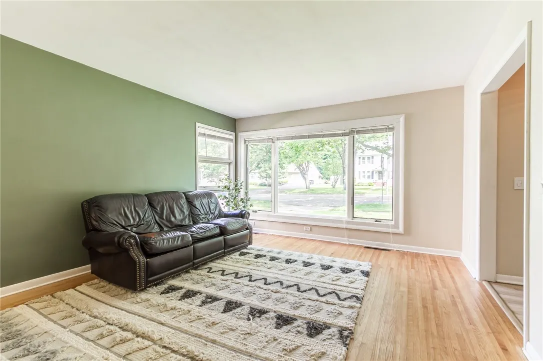 365 Gibson St Street, Canandaigua-city, New York 1, Canandaigua City, New York 14424, 3 Bedrooms Bedrooms, 7 Rooms Rooms,1 BathroomBathrooms,Residential,Closed,365 Gibson St Street, Canandaigua-city, New York 1,R1616026