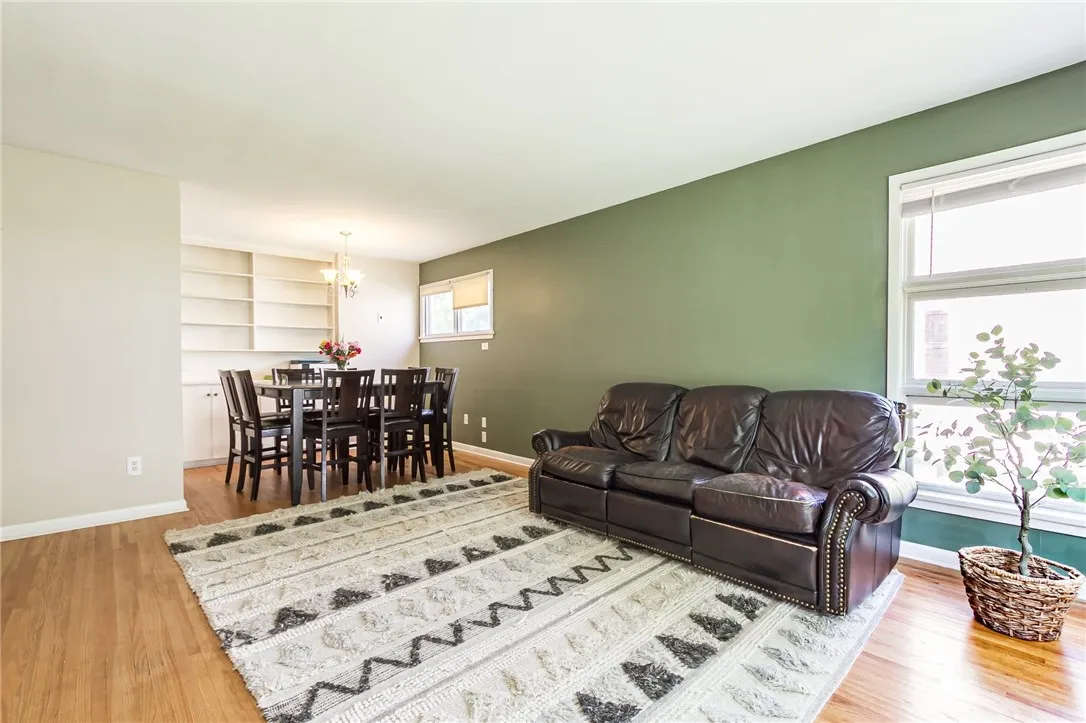 365 Gibson St Street, Canandaigua-city, New York 1, Canandaigua City, New York 14424, 3 Bedrooms Bedrooms, 7 Rooms Rooms,1 BathroomBathrooms,Residential,Closed,365 Gibson St Street, Canandaigua-city, New York 1,R1616026