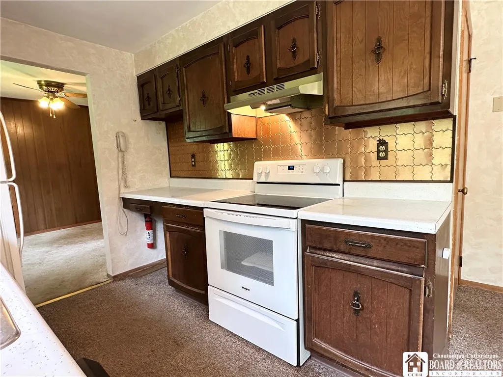 568 York Street, Olean-city, New York 14760, Olean, New York 14760, 3 Bedrooms Bedrooms, 8 Rooms Rooms,1 BathroomBathrooms,Residential,For Sale,568 York Street, Olean-city, New York 14760,R1613323