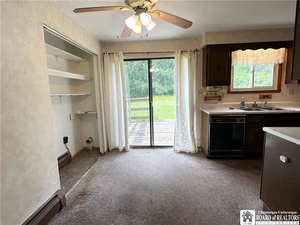 568 York Street, Olean-city, New York 14760, Olean, New York 14760, 3 Bedrooms Bedrooms, 8 Rooms Rooms,1 BathroomBathrooms,Residential,For Sale,568 York Street, Olean-city, New York 14760,R1613323