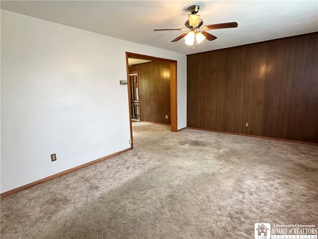 568 York Street, Olean-city, New York 14760, Olean, New York 14760, 3 Bedrooms Bedrooms, 8 Rooms Rooms,1 BathroomBathrooms,Residential,For Sale,568 York Street, Olean-city, New York 14760,R1613323