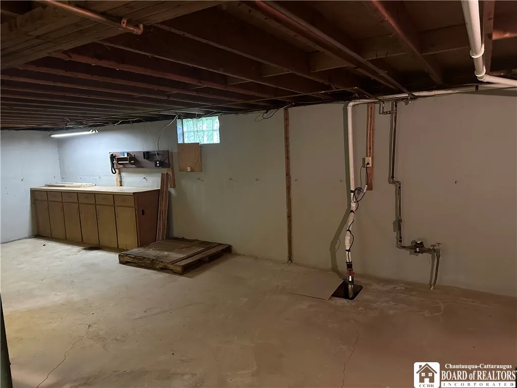 568 York Street, Olean-city, New York 14760, Olean, New York 14760, 3 Bedrooms Bedrooms, 8 Rooms Rooms,1 BathroomBathrooms,Residential,For Sale,568 York Street, Olean-city, New York 14760,R1613323
