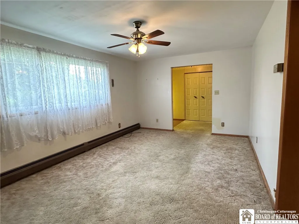 568 York Street, Olean-city, New York 14760, Olean, New York 14760, 3 Bedrooms Bedrooms, 8 Rooms Rooms,1 BathroomBathrooms,Residential,For Sale,568 York Street, Olean-city, New York 14760,R1613323