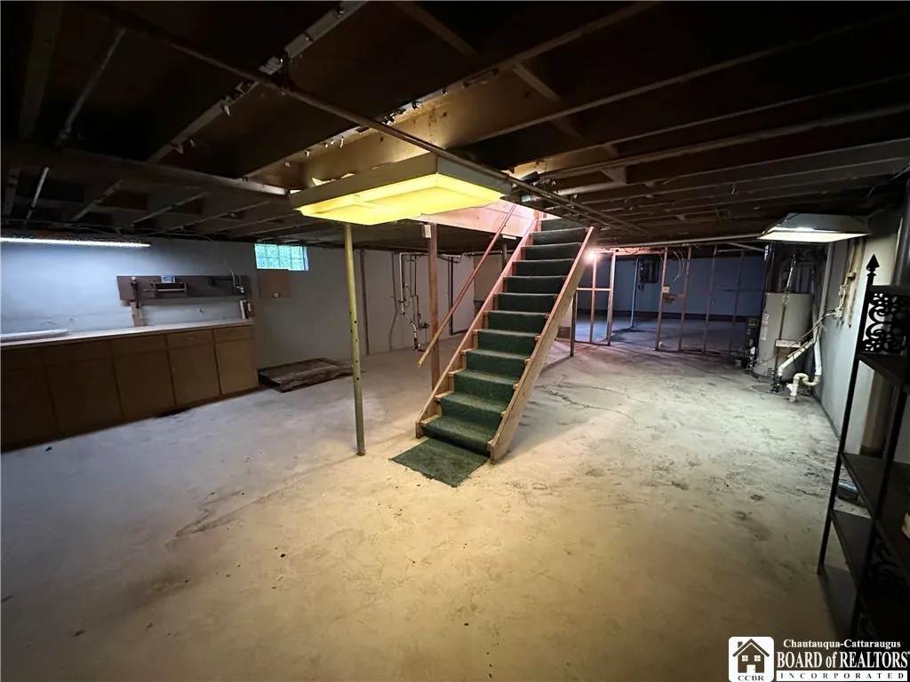 568 York Street, Olean-city, New York 14760, Olean, New York 14760, 3 Bedrooms Bedrooms, 8 Rooms Rooms,1 BathroomBathrooms,Residential,For Sale,568 York Street, Olean-city, New York 14760,R1613323