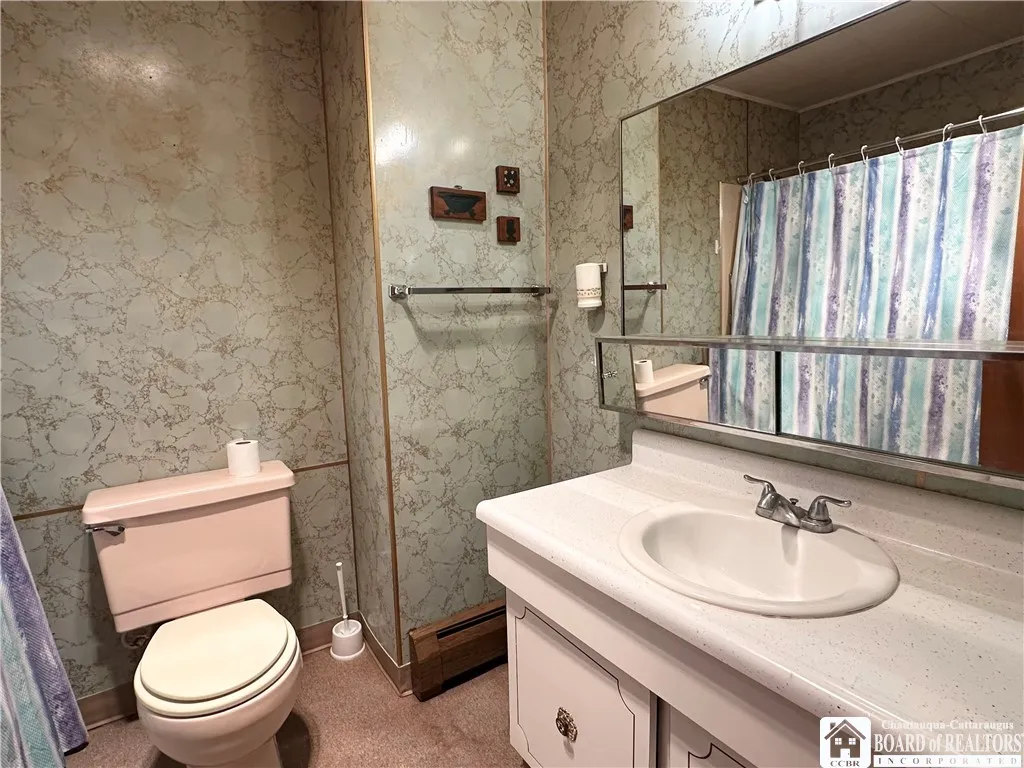 568 York Street, Olean-city, New York 14760, Olean, New York 14760, 3 Bedrooms Bedrooms, 8 Rooms Rooms,1 BathroomBathrooms,Residential,For Sale,568 York Street, Olean-city, New York 14760,R1613323