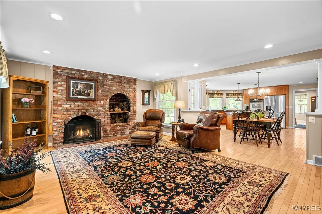 10 Knob Hill Road, Orchard Park, New York 14127, Orchard Park, New York 14127, 4 Bedrooms Bedrooms, 8 Rooms Rooms,2 BathroomsBathrooms,Residential,Closed,10 Knob Hill Road, Orchard Park, New York 14127,B1616110