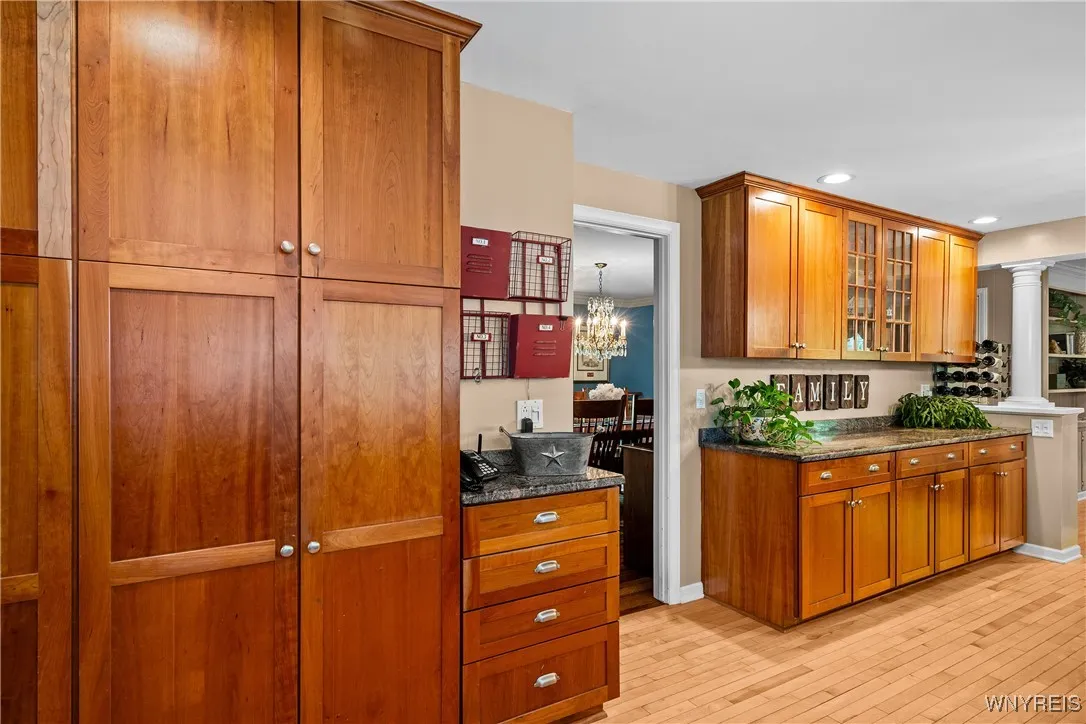 10 Knob Hill Road, Orchard Park, New York 14127, Orchard Park, New York 14127, 4 Bedrooms Bedrooms, 8 Rooms Rooms,2 BathroomsBathrooms,Residential,Closed,10 Knob Hill Road, Orchard Park, New York 14127,B1616110