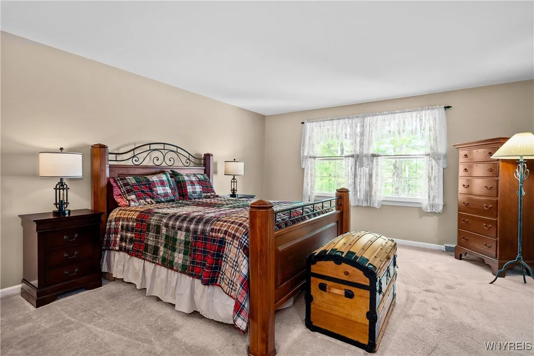 10 Knob Hill Road, Orchard Park, New York 14127, Orchard Park, New York 14127, 4 Bedrooms Bedrooms, 8 Rooms Rooms,2 BathroomsBathrooms,Residential,Closed,10 Knob Hill Road, Orchard Park, New York 14127,B1616110