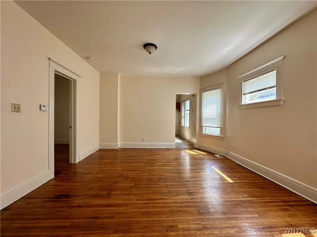 127 Hayden St, Buffalo, New York 14210, Buffalo, New York 14210, 3 Bedrooms Bedrooms, 6 Rooms Rooms,1 BathroomBathrooms,Residential Lease,For Rent,127 Hayden St, Buffalo, New York 14210,B1615331