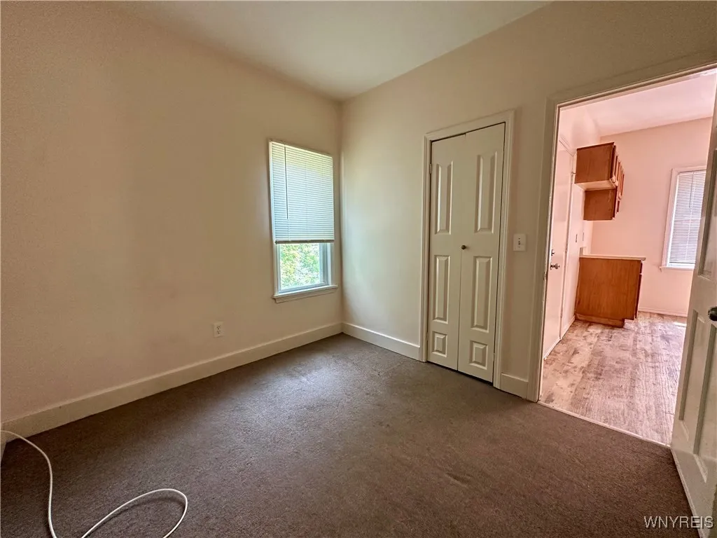 127 Hayden St, Buffalo, New York 14210, Buffalo, New York 14210, 3 Bedrooms Bedrooms, 6 Rooms Rooms,1 BathroomBathrooms,Residential Lease,For Rent,127 Hayden St, Buffalo, New York 14210,B1615331