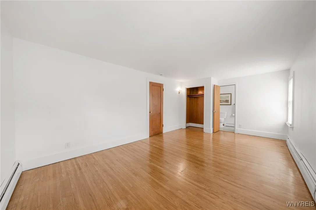186 Roycroft Boulevard, Amherst, New York 14226, Amherst, New York 14226, 4 Bedrooms Bedrooms, 10 Rooms Rooms,2 BathroomsBathrooms,Residential,Closed,186 Roycroft Boulevard, Amherst, New York 14226,B1613541