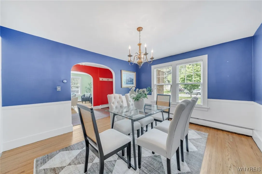 186 Roycroft Boulevard, Amherst, New York 14226, Amherst, New York 14226, 4 Bedrooms Bedrooms, 10 Rooms Rooms,2 BathroomsBathrooms,Residential,Closed,186 Roycroft Boulevard, Amherst, New York 14226,B1613541