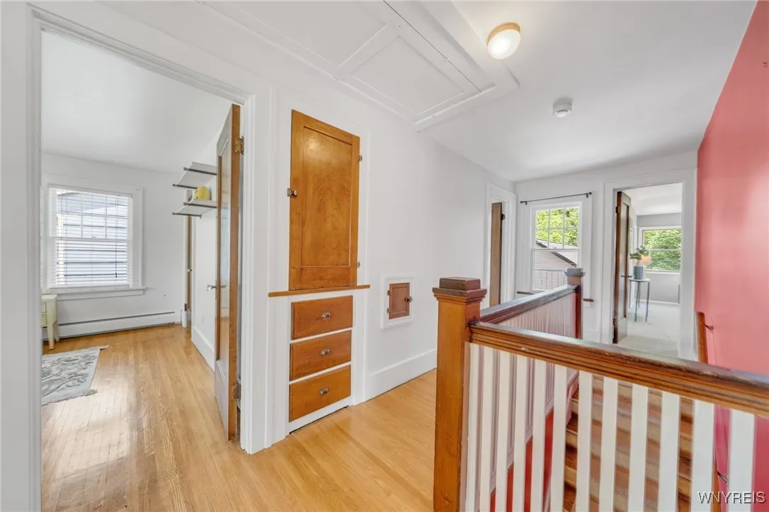 186 Roycroft Boulevard, Amherst, New York 14226, Amherst, New York 14226, 4 Bedrooms Bedrooms, 10 Rooms Rooms,2 BathroomsBathrooms,Residential,Closed,186 Roycroft Boulevard, Amherst, New York 14226,B1613541