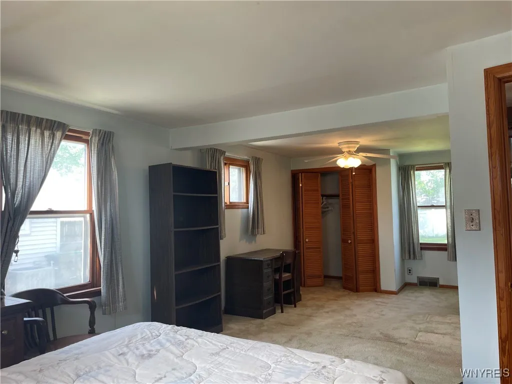 1724 Parker Boulevard, Tonawanda-town, New York 14, Tonawanda, New York 14150, 3 Bedrooms Bedrooms, 5 Rooms Rooms,2 BathroomsBathrooms,Residential,For Sale,1724 Parker Boulevard, Tonawanda-town, New York 14,B1616104