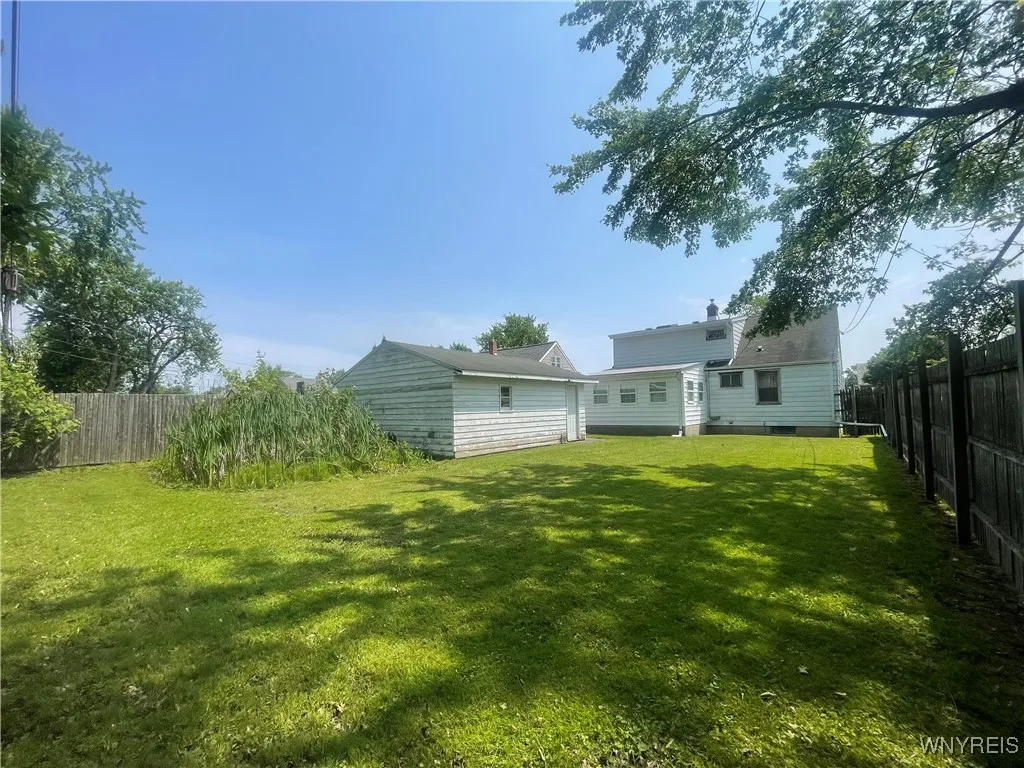 1724 Parker Boulevard, Tonawanda-town, New York 14, Tonawanda, New York 14150, 3 Bedrooms Bedrooms, 5 Rooms Rooms,2 BathroomsBathrooms,Residential,For Sale,1724 Parker Boulevard, Tonawanda-town, New York 14,B1616104