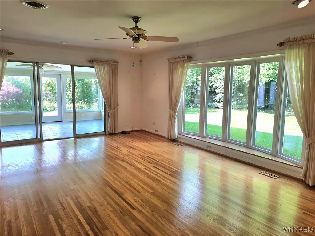 107 Greenleaf Avenue, Tonawanda-town, New York 141, Tonawanda, New York 14150, 3 Bedrooms Bedrooms, 7 Rooms Rooms,1 BathroomBathrooms,Residential,Closed,107 Greenleaf Avenue, Tonawanda-town, New York 141,B1615698