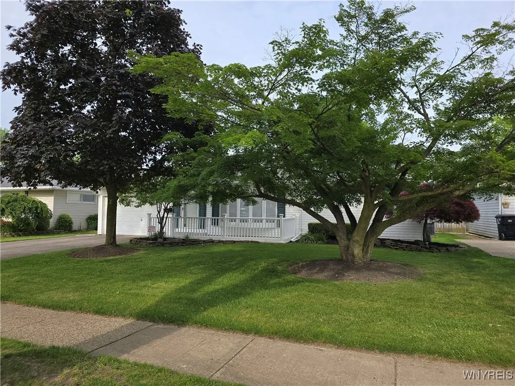 107 Greenleaf Avenue, Tonawanda-town, New York 141, Tonawanda, New York 14150, 3 Bedrooms Bedrooms, 7 Rooms Rooms,1 BathroomBathrooms,Residential,Closed,107 Greenleaf Avenue, Tonawanda-town, New York 141,B1615698