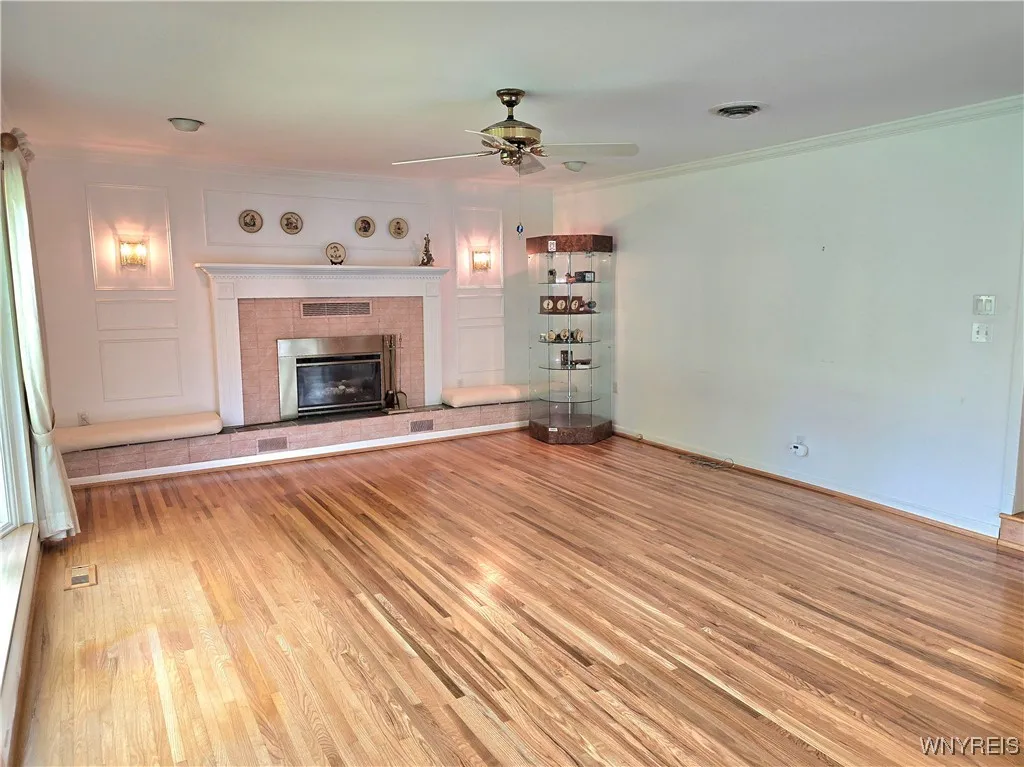 107 Greenleaf Avenue, Tonawanda-town, New York 141, Tonawanda, New York 14150, 3 Bedrooms Bedrooms, 7 Rooms Rooms,1 BathroomBathrooms,Residential,Closed,107 Greenleaf Avenue, Tonawanda-town, New York 141,B1615698