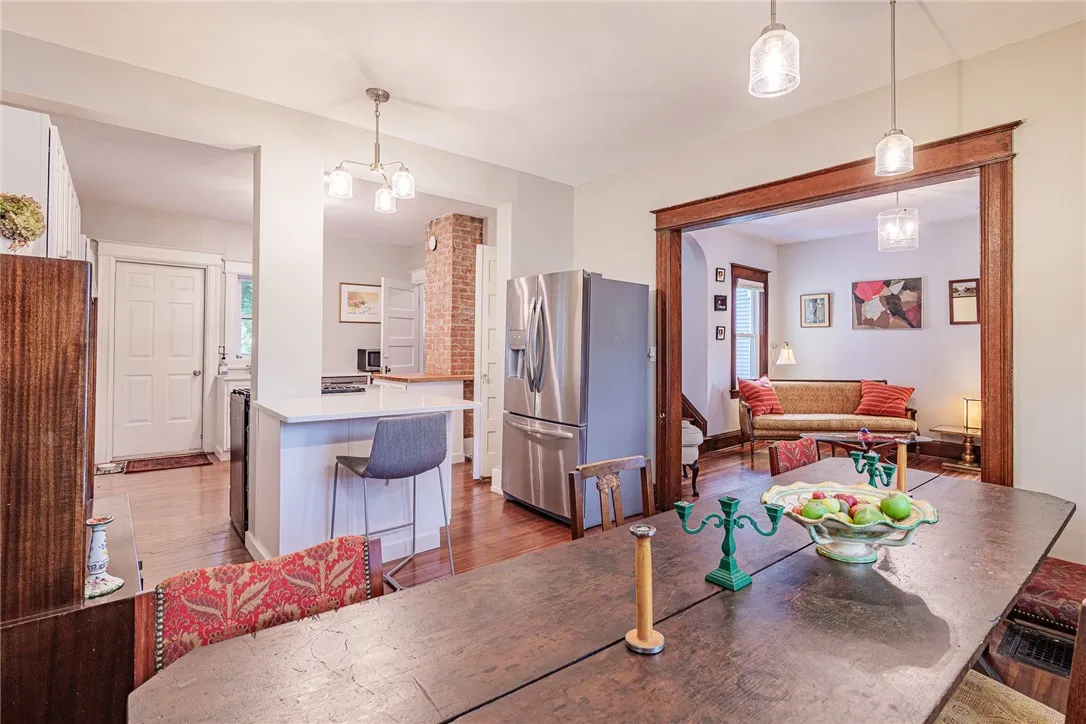 70 Field Street, Rochester, New York 14620, Rochester, New York 14620, 3 Bedrooms Bedrooms, 6 Rooms Rooms,1 BathroomBathrooms,Residential,Closed,70 Field Street, Rochester, New York 14620,0,R1616240