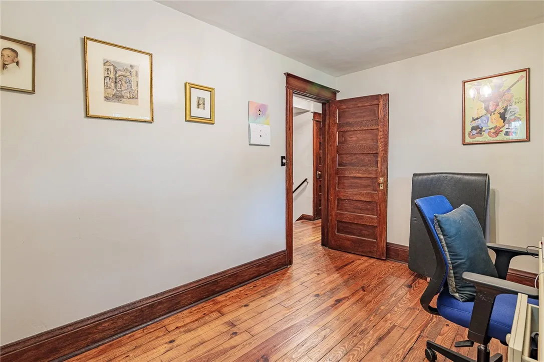 70 Field Street, Rochester, New York 14620, Rochester, New York 14620, 3 Bedrooms Bedrooms, 6 Rooms Rooms,1 BathroomBathrooms,Residential,Closed,70 Field Street, Rochester, New York 14620,0,R1616240