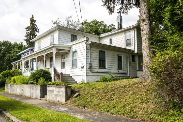 109 South Madison Avenue, Dix, New York 14891, Dix, New York 14891, 5 Bedrooms Bedrooms, 11 Rooms Rooms,2 BathroomsBathrooms,Residential,Closed,109 South Madison Avenue, Dix, New York 14891,0,R1615961