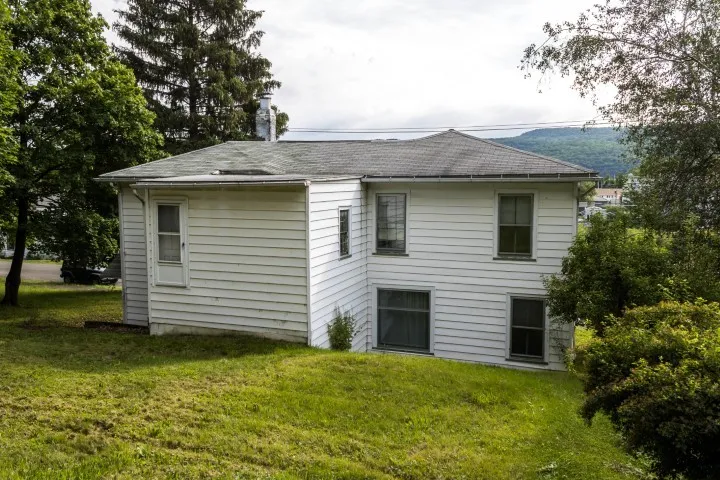 109 South Madison Avenue, Dix, New York 14891, Dix, New York 14891, 5 Bedrooms Bedrooms, 11 Rooms Rooms,2 BathroomsBathrooms,Residential,Closed,109 South Madison Avenue, Dix, New York 14891,0,R1615961