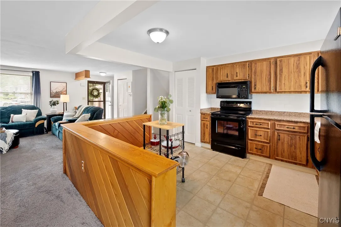 148 Dorando Way, Salina, New York 13090, Salina, New York 13090, 3 Bedrooms Bedrooms, 6 Rooms Rooms,2 BathroomsBathrooms,Residential,Closed,148 Dorando Way, Salina, New York 13090,0,S1615844
